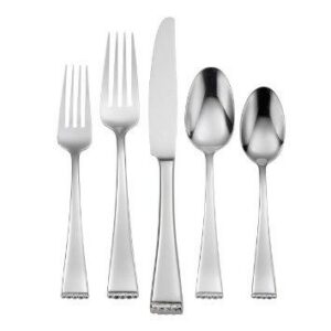 CLASSIC PEARL 5PC PLACE SETTING